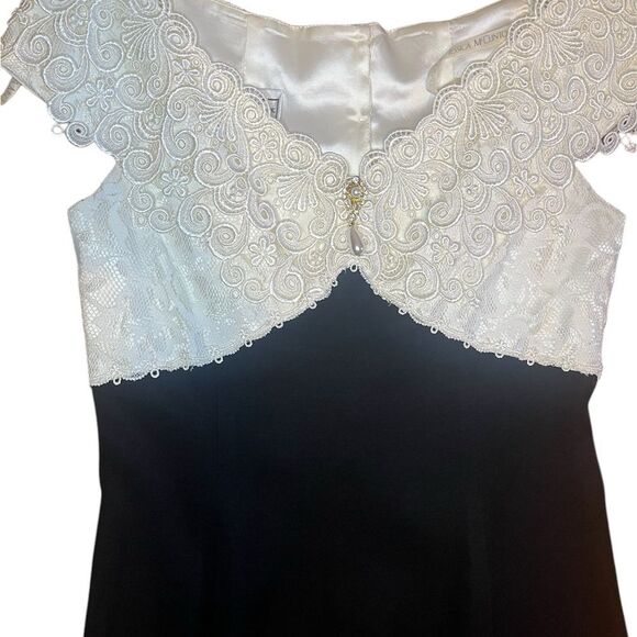 Vintage Scott McClintock Black & Cream Lace Formal Gown - Size 10” - Picture 2 of 5